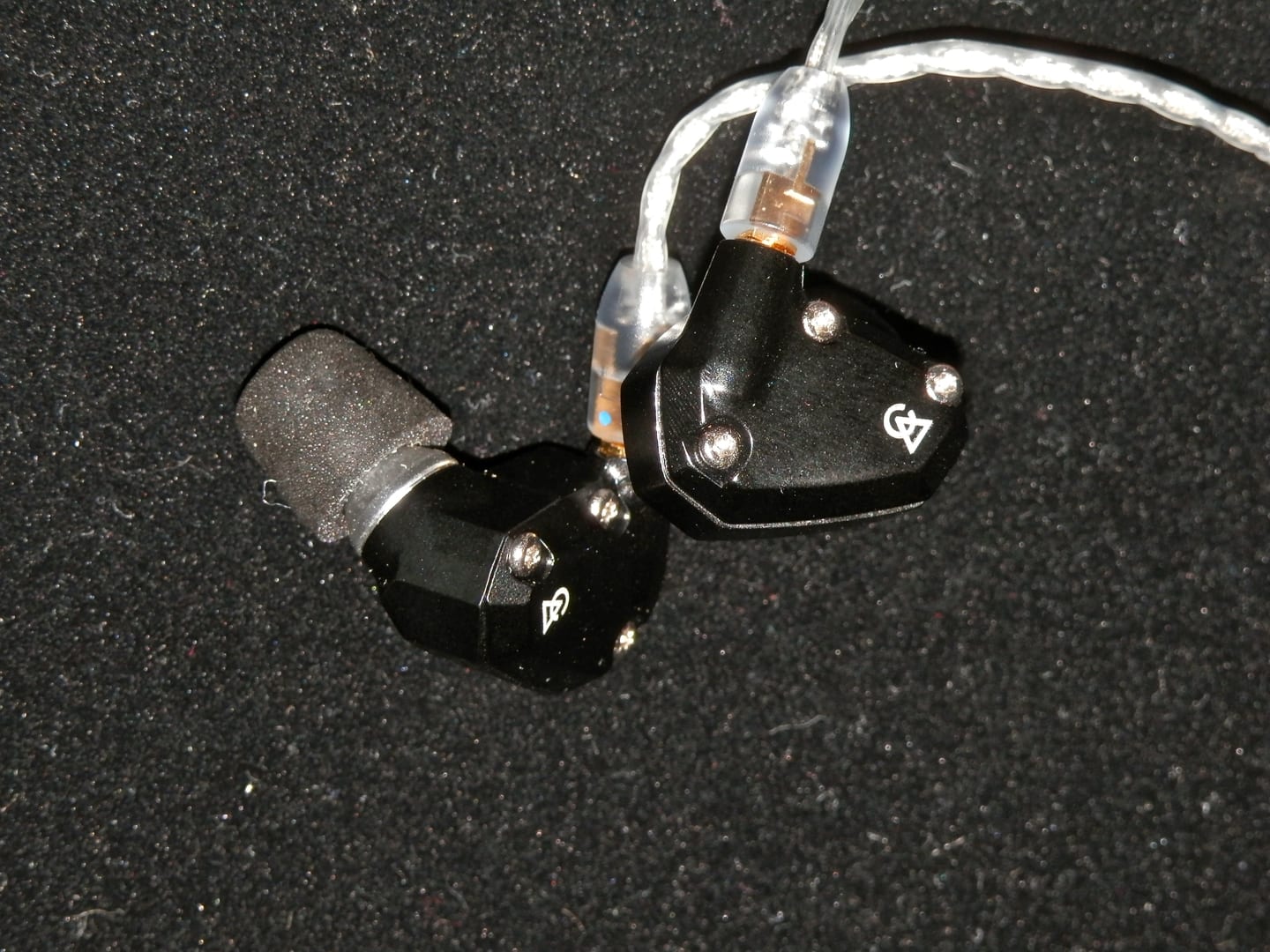 Fifteen Cool Headphone Products from Newport Beach 2015 – Part 1