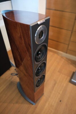 AT2_Audiovector